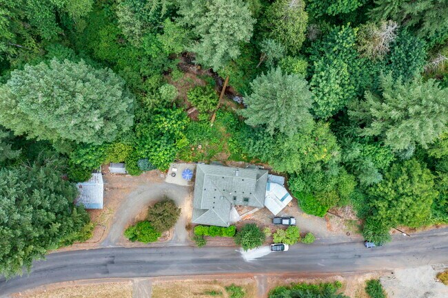 Building Photo - 111 Kellogg Rd