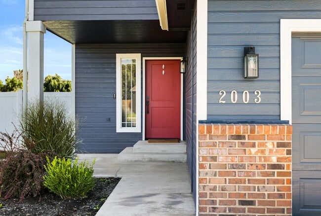 Building Photo - Non-Refundable & Security Deposit Total: $...