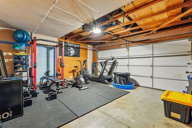 Building Photo - Single-Story 3 Bedroom Home in Quiet El Do...