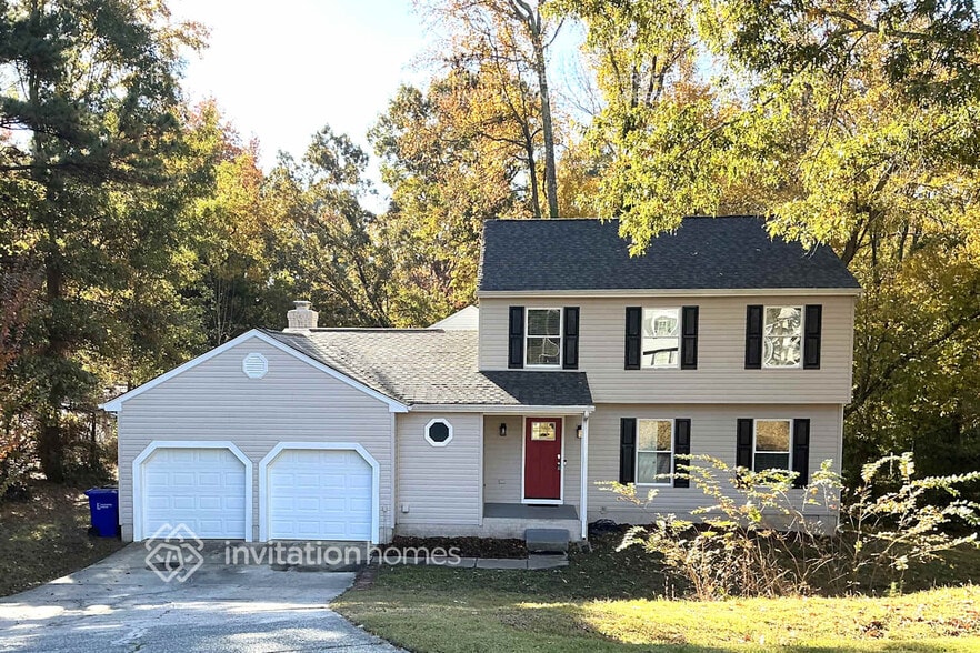 Primary Photo - 2 Acorn Ct