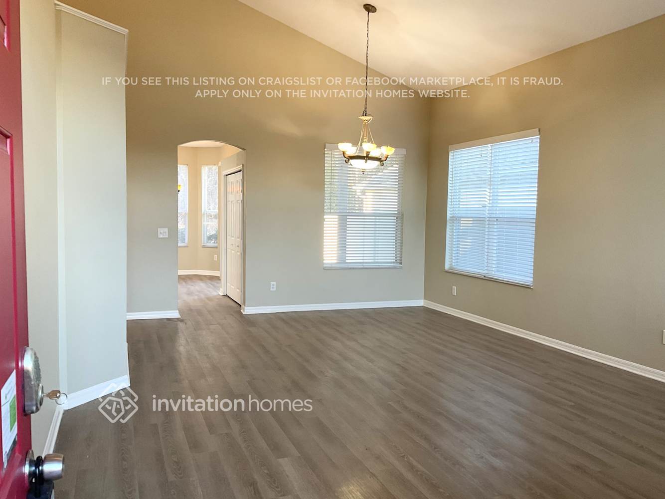 Building Photo - 264 Tavestock Loop