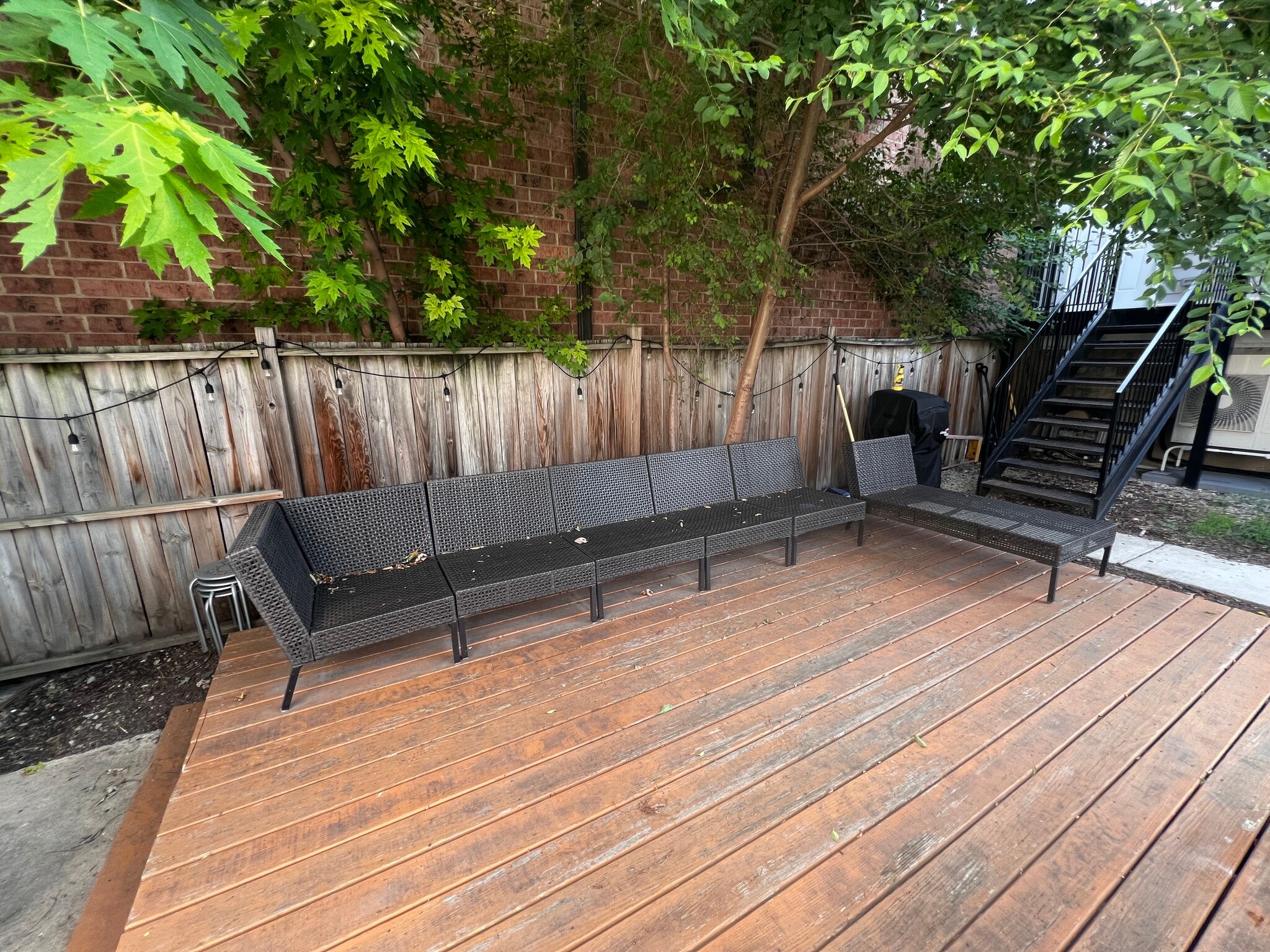 Deck furniture - 1401 N Mohawk St