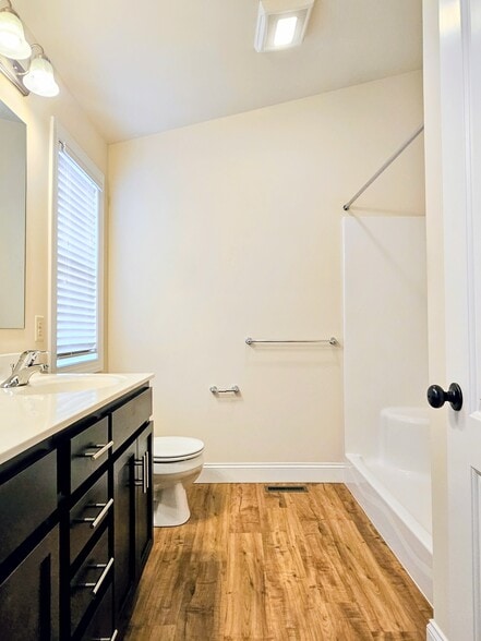 Building Photo - 361 Cedar Holw