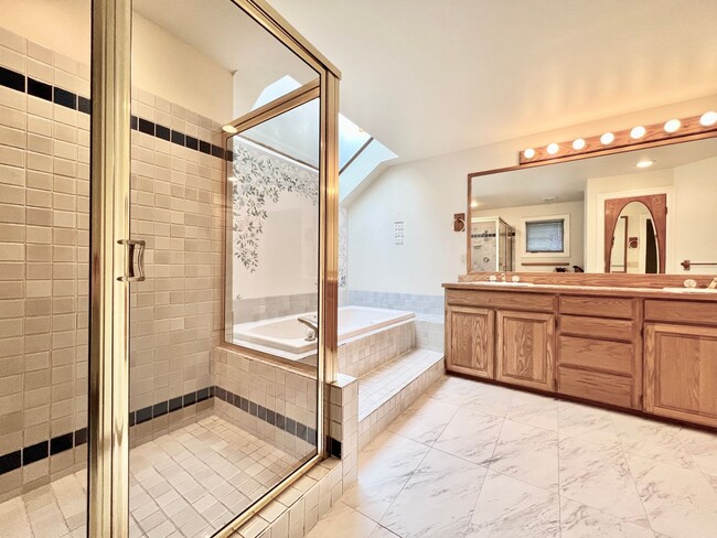 Building Photo - 13906 205th Ave NE