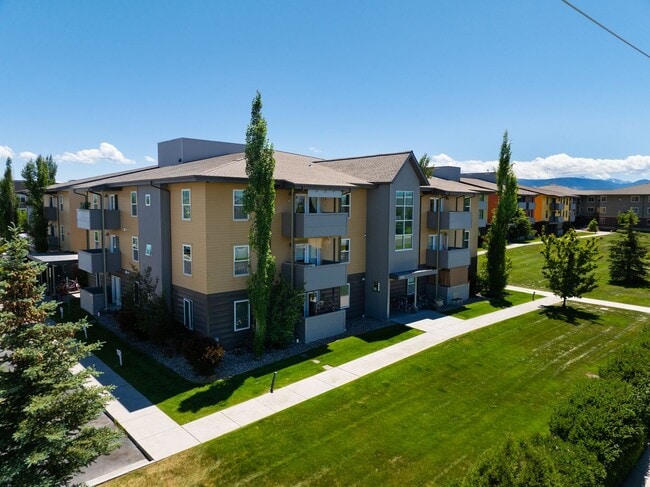 Building Photo - 210 S. Cottonwood, Unit 208