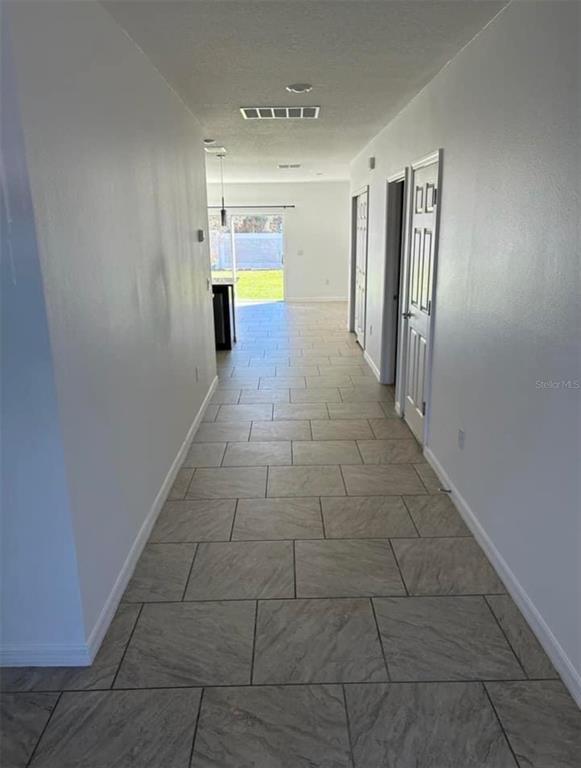 Building Photo - 2919 Parkfield Rd