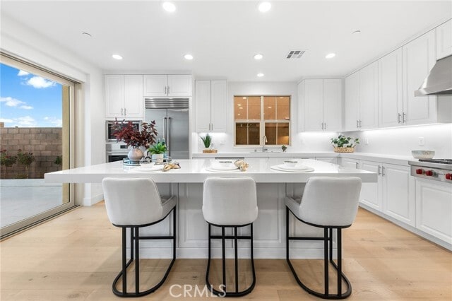 Building Photo - 206 Collino