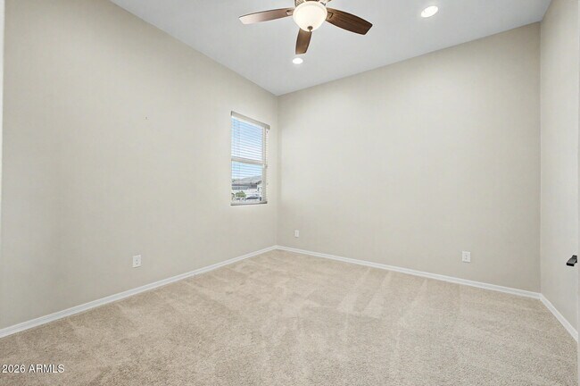 Building Photo - 5116 N 185th Ave