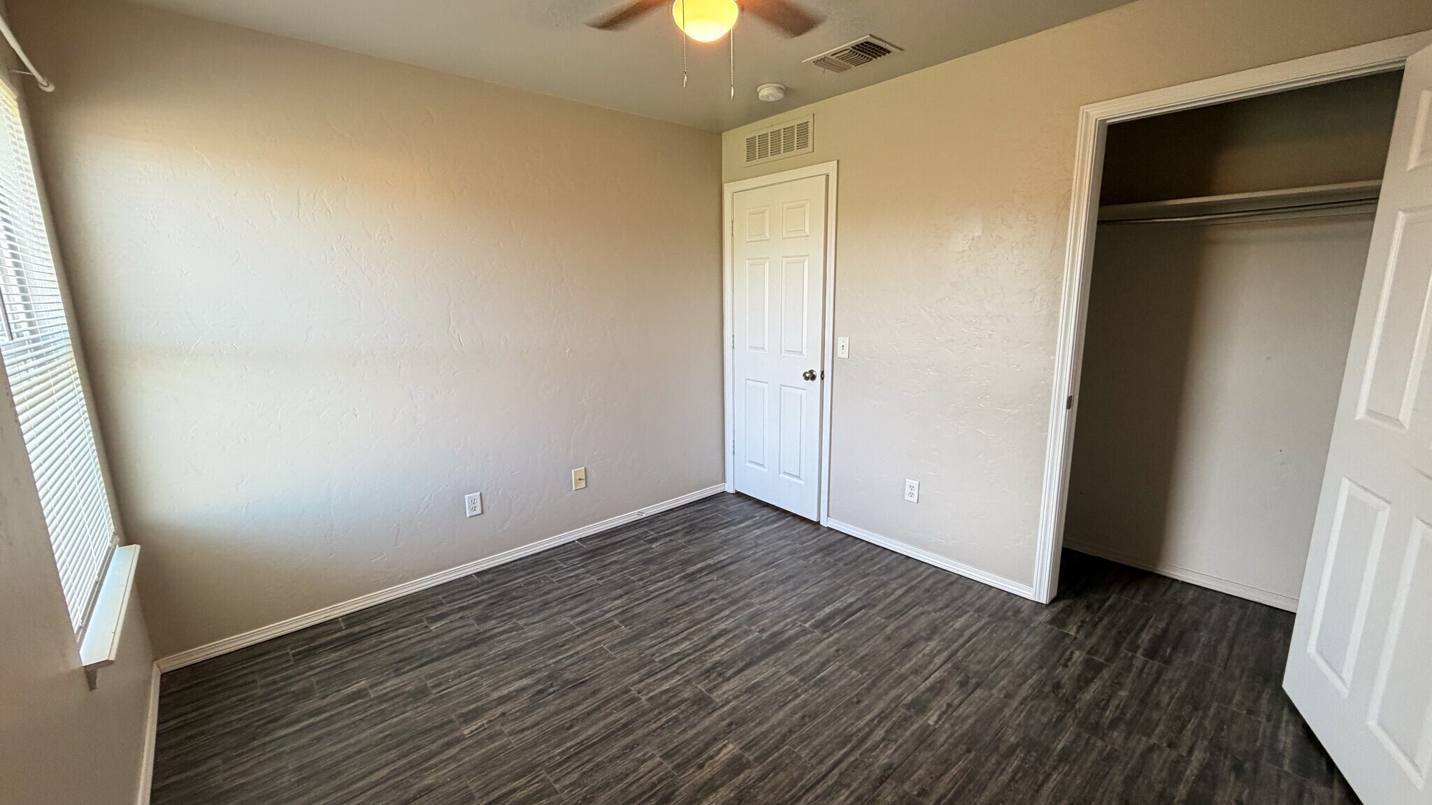Building Photo - 1808 NW 144th Ter