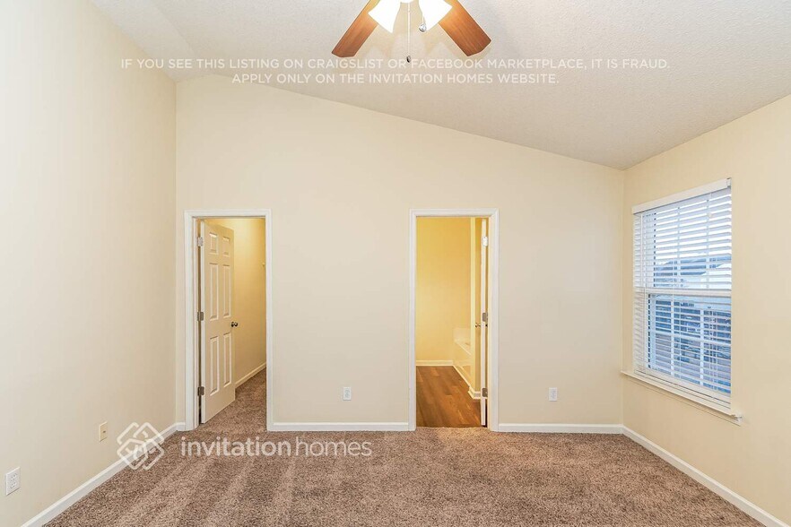 Building Photo - 8020 Bright Oak Trail