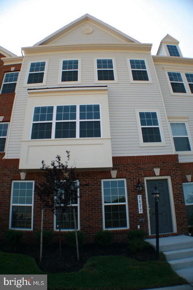Building Photo - 7577 Crowley St