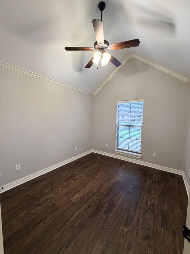 Building Photo - SOUTH BOSSIER CLOSE TO BARKSDALE AIR FORCE BASE...
