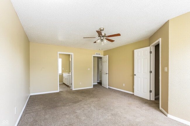 Building Photo - 10313 Cadogan Dr