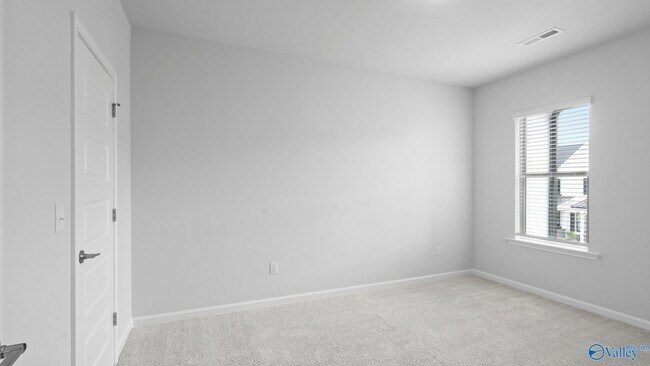 Building Photo - 333 Hay Rake Dr
