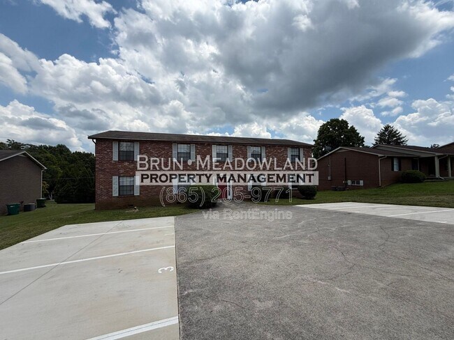 Building Photo - 4812 Cannon Ridge Dr