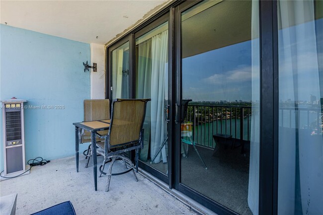 Building Photo - 5838 Collins Ave