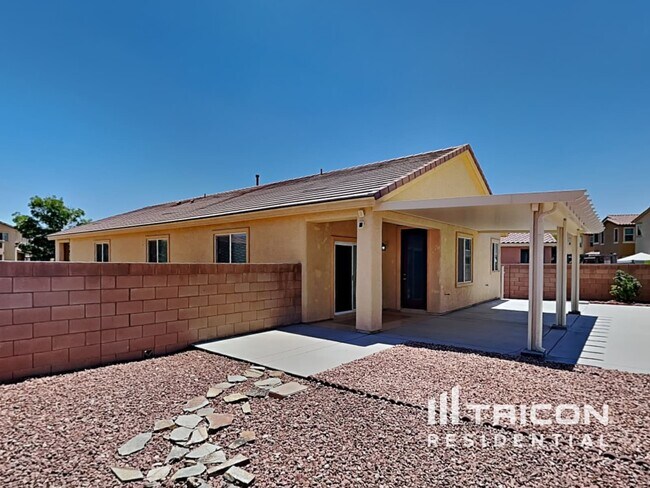 Building Photo - 4134 Blue Manor Ln