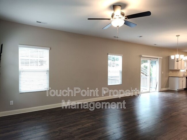 Building Photo - 9415 Segundo Ln