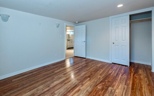Building Photo - 1805 N 15th St