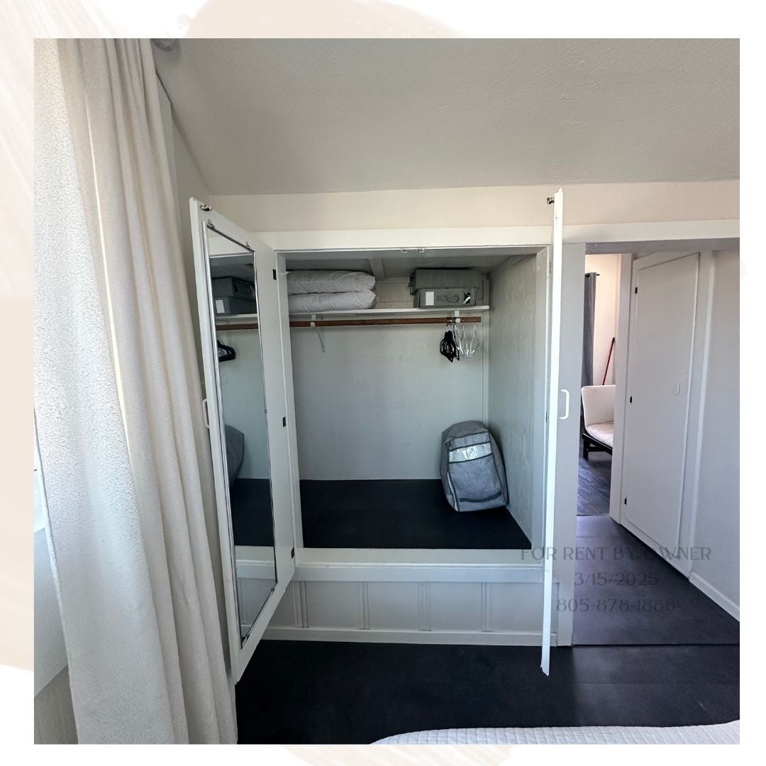 Building Photo - 201 E Morrison Ave