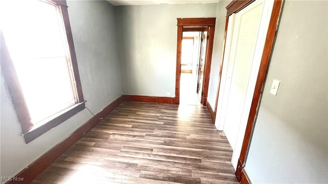 Building Photo - 4322 Bush Ave