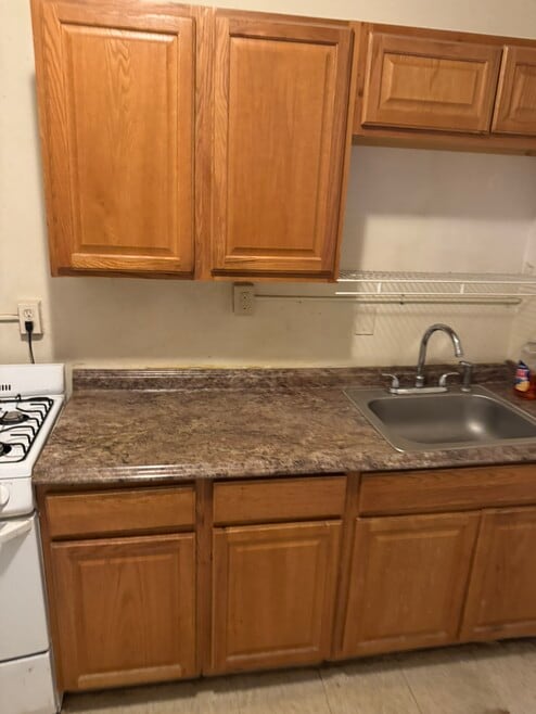 Building Photo - 9 Myrtle St