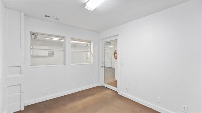 Building Photo - 5748 N Graham Rd