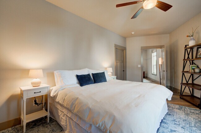 Building Photo - 2338 Gallatin Green Blvd