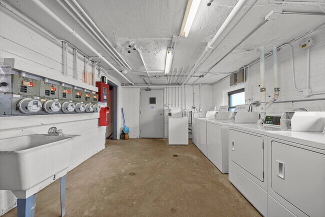 Building Photo - 34 Lawton Rd