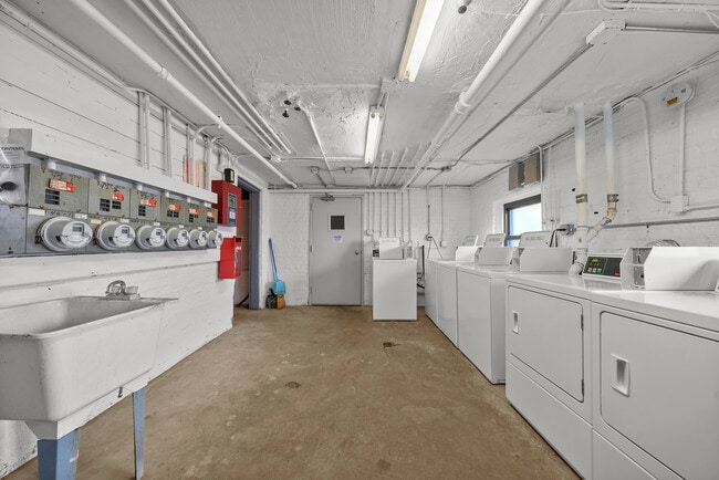 Building Photo - 36 Lawton Rd