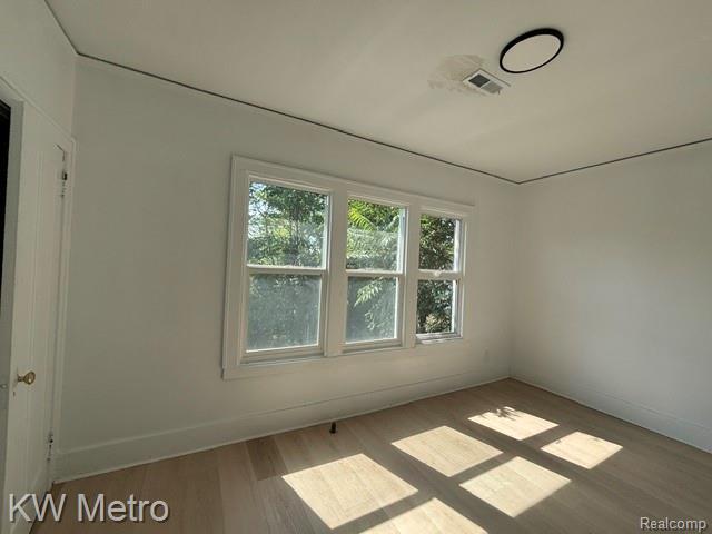 Building Photo - 2952 Elmhurst St