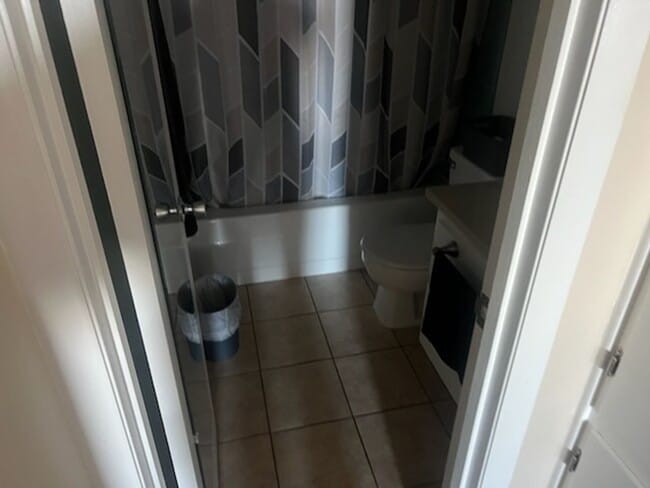 Building Photo - 1825 St Julian Pl