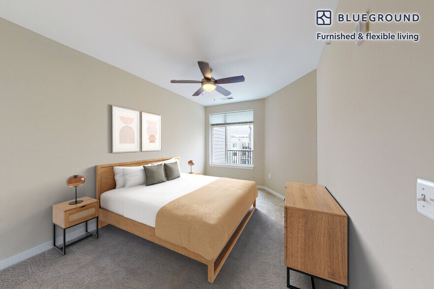 Building Photo - 2425 Blueridge Ave