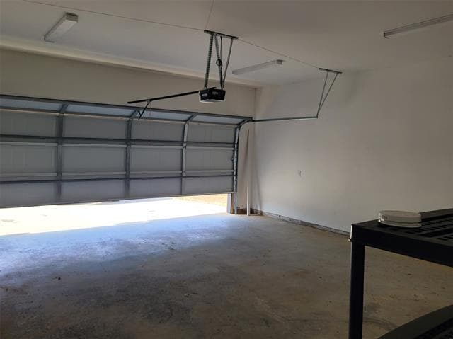 Building Photo - 145 CR 126