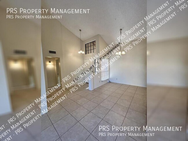 Building Photo - Single Story Phoenix Home Available Februa...