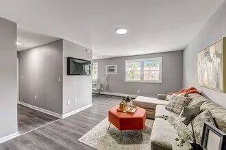 Building Photo - 7200 Marion Ave