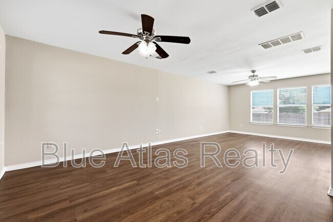 Building Photo - 2744 Frontier Ln
