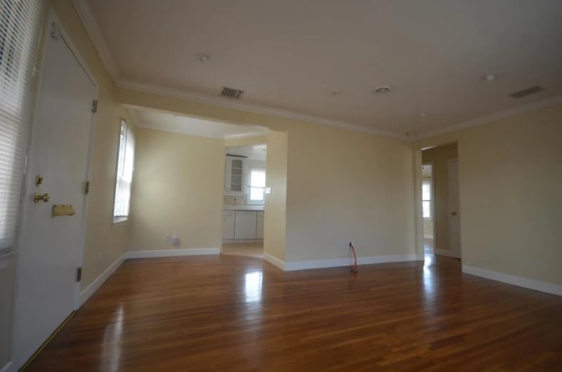 Building Photo - 6409 W 86th Pl