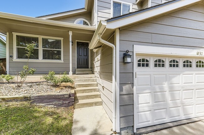 Building Photo - 6532 Freeport Dr