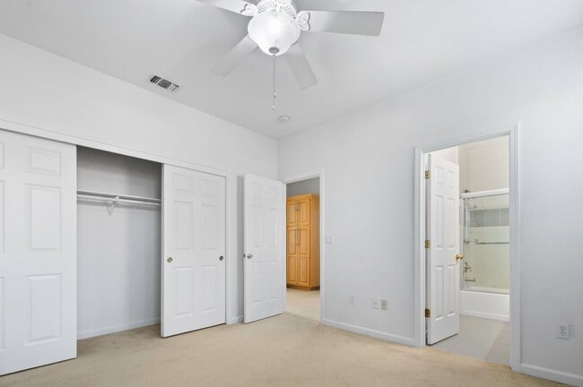 Building Photo - 991 Zephyr Ct