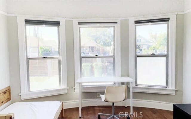 Building Photo - 1356 W 30th St