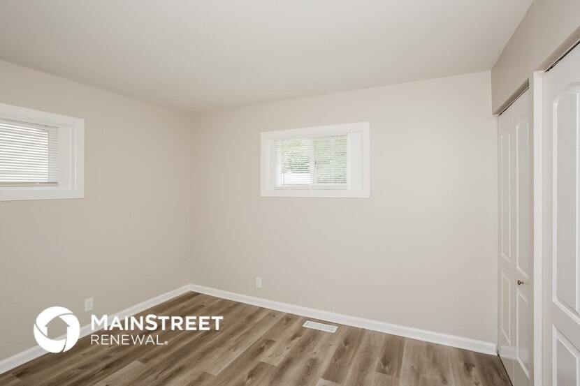 Building Photo - 4955 Katherine Dr