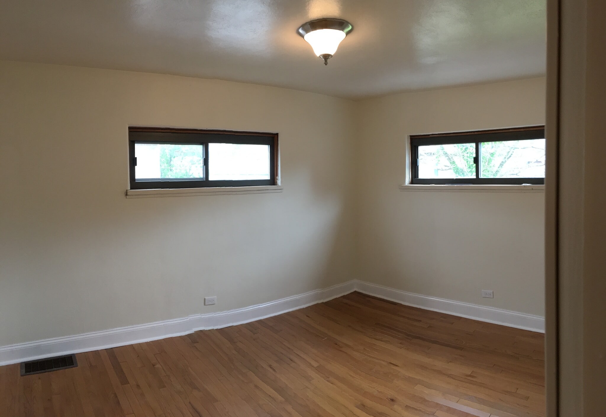 Bedroom - 4842 Hatfield St