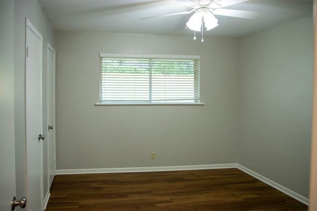 Building Photo - Lease Takeover Opportunity Available! 4 Be...