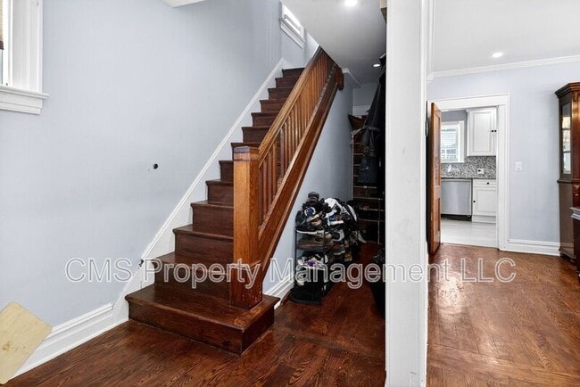 Building Photo - 139 Dalton St