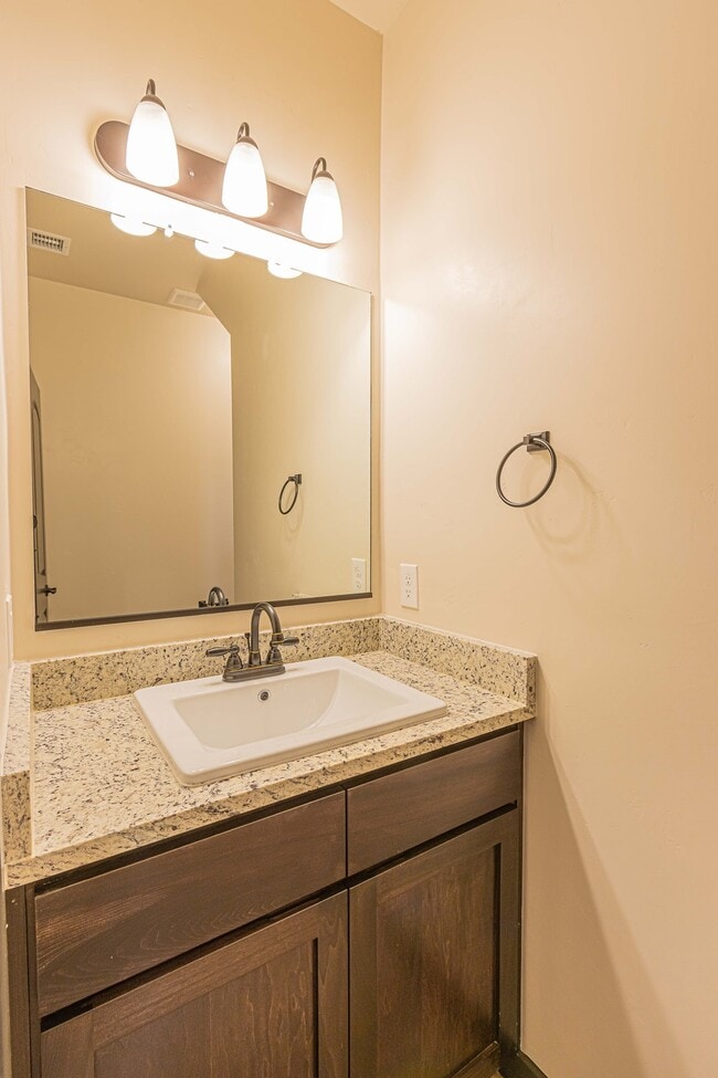 Building Photo - 9397 Senor Tedd Way