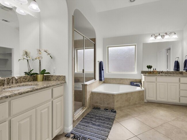 Building Photo - 4225 Aspen Grove Ct