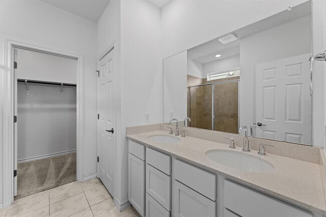 Building Photo - 204 Thurman Holt Rd