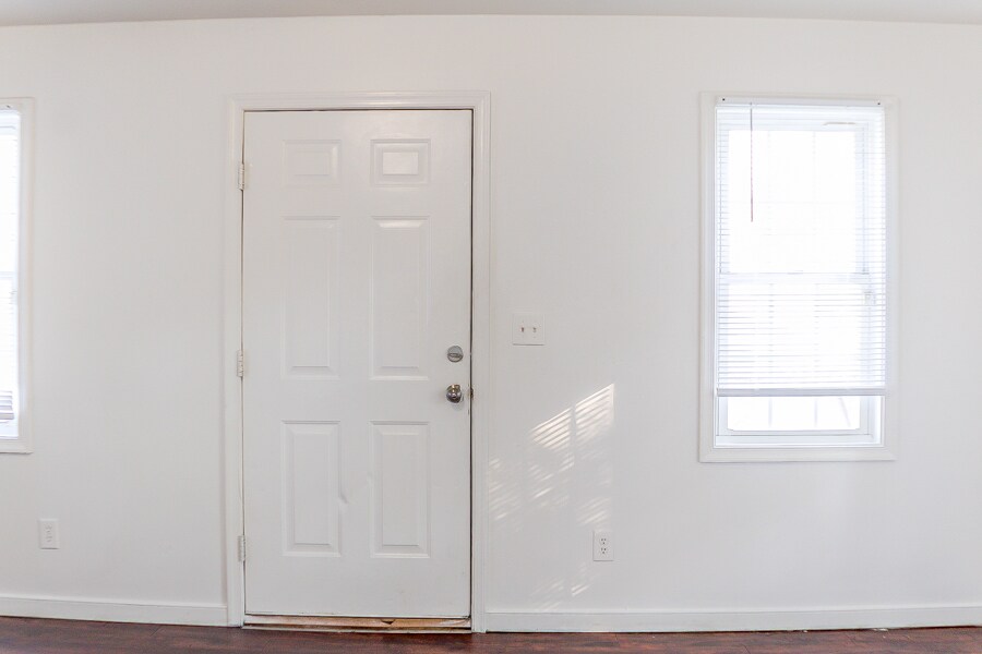 Building Photo - 835 Gladstone St