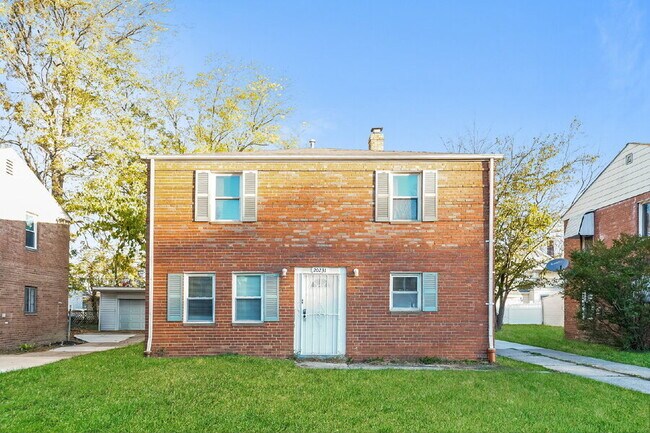 Primary Photo - 20231 Crystal Ave